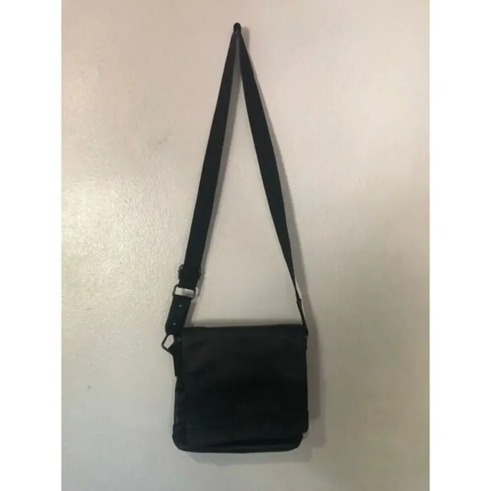 Kenneth Cole Reaction‎ Black Leather Messenger Bag Crossbody mBusiness Satchel